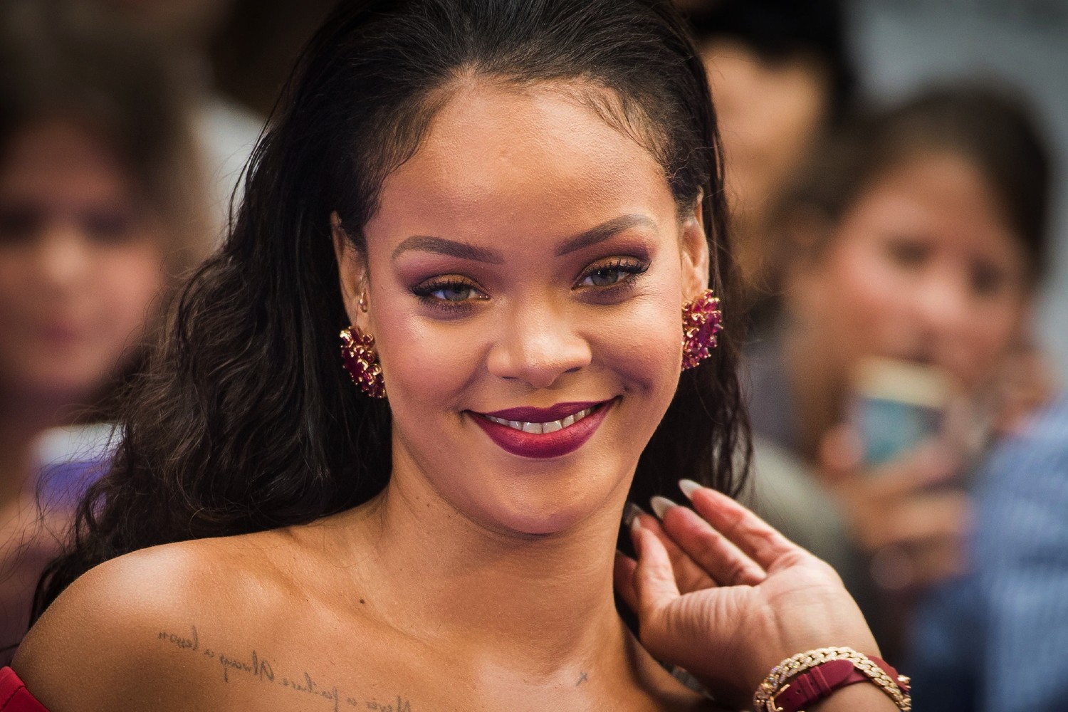 Rihanna Launches Fenty Beauty in Zimbabwe and Minister Monica Mutsvangwa Endorses It!