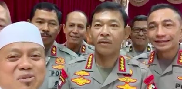 Jangan Pukul Kepala Orang Saat Demo