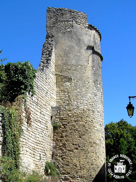 LE POET-LAVAL (26) - Village médiéval