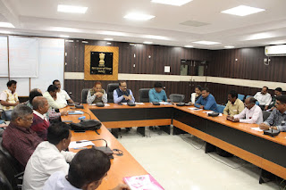 dc-jamshedpur-meeting-with-bankers