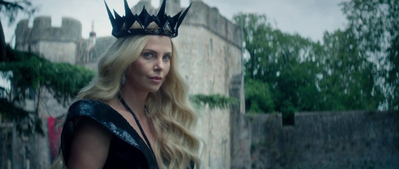The queen Charlize Theron