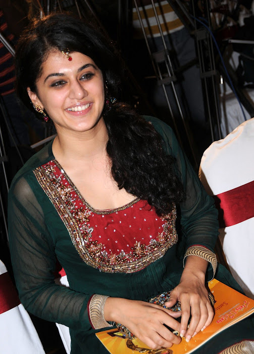 tapsee santosham awards press meet glamour  images