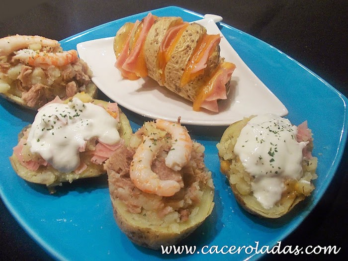 Patatas rellenas en el microondas. (Tres recetas diferentes)           