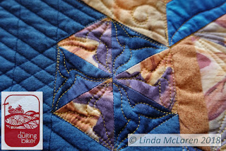 Modern Mini swap quilt alternating pattern triangles with cc quilting