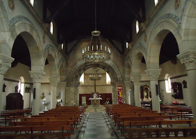 Vista interior IGLESIA DE SANTA EULALIA Camino del Salvador