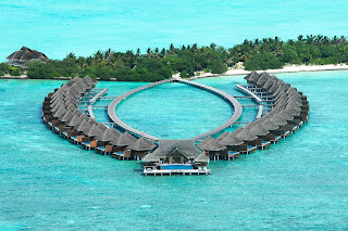 Honeymoon Destinations with Overwater Bungalows maldives