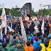 Demo Dibagi Dua Lokasi, Buruh Gelar Aksi di DPR dan Mahasiswa Kepung Istana Negara