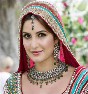 Katrina kaif Looking Gorgeous in Red Bridal 