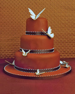 Smiles For Chocolate Wedding Cakes