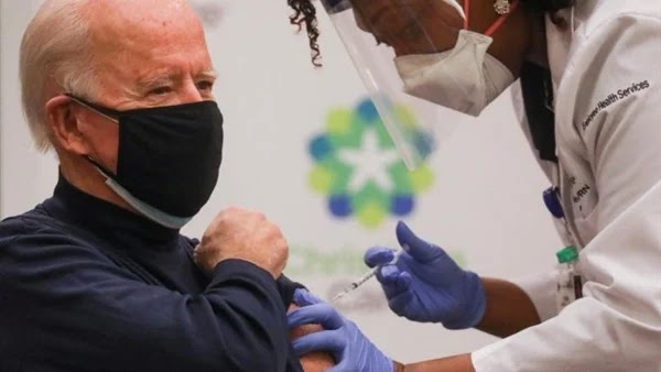 Biden receives the second dose of Corona vaccine