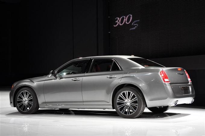 Chrysler 300S