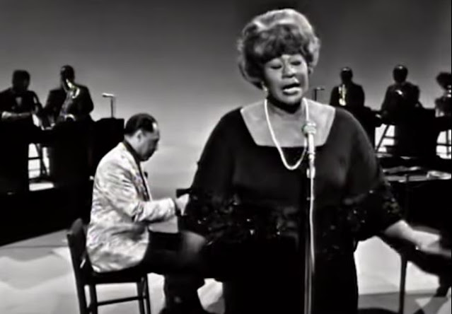 Ella Fitzgerald et Duke Ellington en 1965.