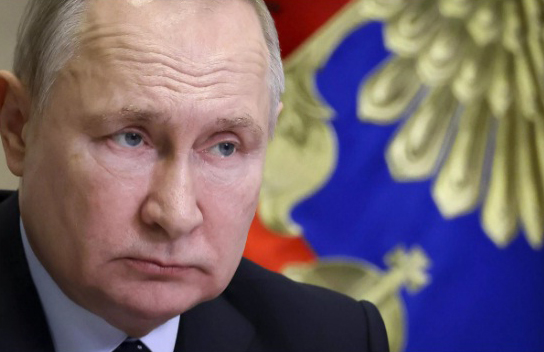 Putin podria ir preso tras orden de captura emitida por la CPI por crímenes de guerra
