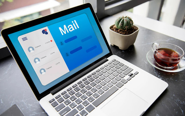 aplikasi internet yang digunakan untuk mengirimkan surat dalam bentuk elektronik