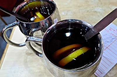 Yat Lok (一樂燒鵝), lemon tea