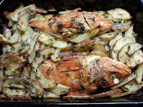 "Gallineta" al forno con patate - Baked "gallineta" with potatoes
