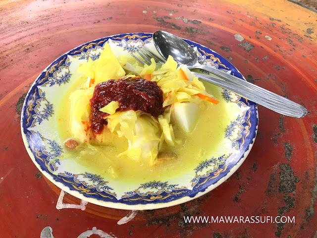 Roti Canai Kayu Arang Melaka - Melaka Food Travel - MAWAR 
