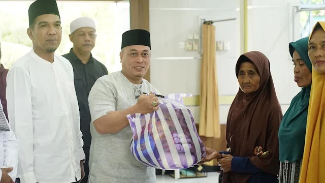 Bupati Bersama Wabup Lingga Safari Ramadhan di Masjid Sirojul Huda Kampung Telex
