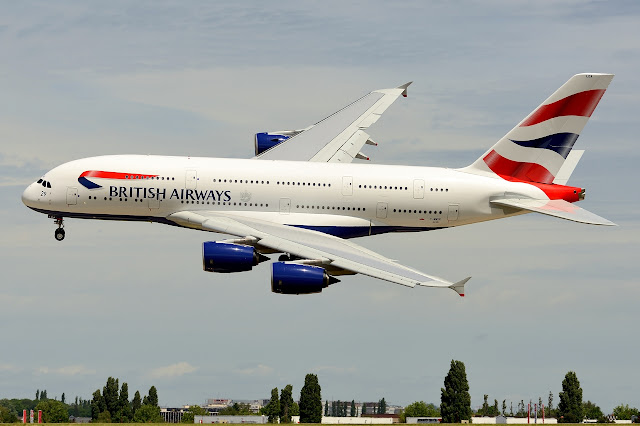 British Airways Airbus A380-800 Slight Rolling Maneuver