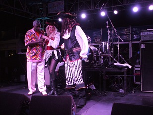 0111 Blues Cruise 170