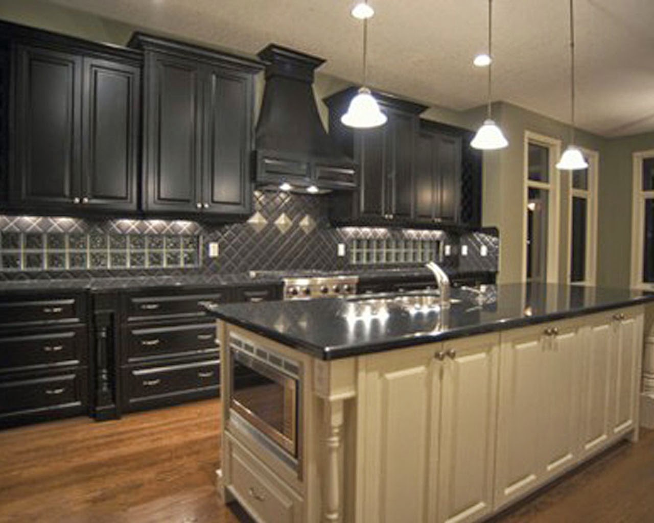 Black Kitchen Cabinets