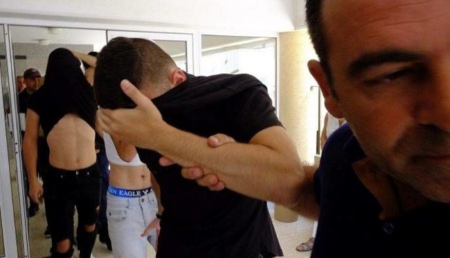 Ομαδικός βιασμός στην Κύπρο: «Με ανάγκασαν να αποσύρω την καταγγελία» 