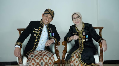 Bakal Berpisah, Cak Thoriq Vs Indah Masdar