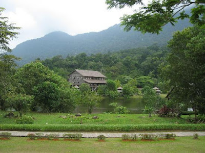 Village & City, Nature