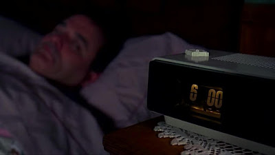 Ο Μπιλ Μάρεϊ ξυπνάει στη Μέρα της Μαρμότας / Bill Murray waking up in Groundhog Day