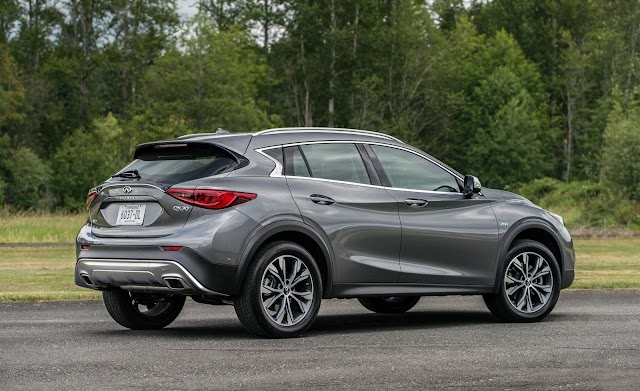 2017 Infiniti QX30 AWD