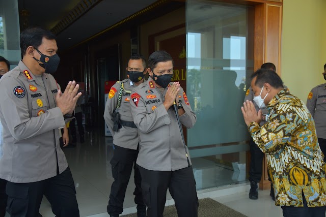 PT. Pusri Peduli Korban Covid-19 Lampung, Bantu 15,8 Ton Oksigen Cair  Ke RS Abdul Moeloek & RS. Urip Sumoharjo