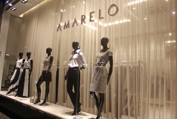 Amarelo