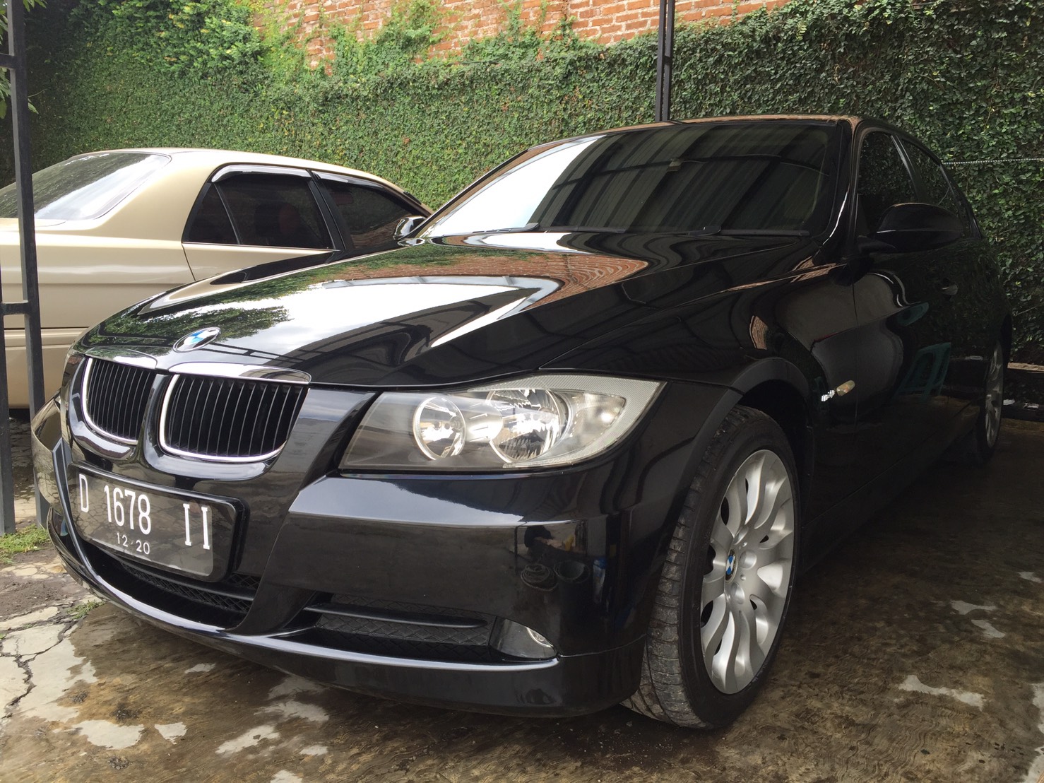 Jual BMW 320i AT E90 Life Style Tahun 2009 Tokobagus 