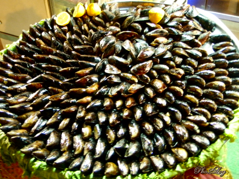 Mussels with Stuffed Rice | Midye Dolması