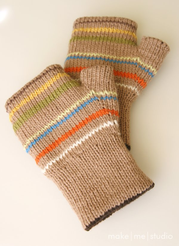 fingerless gloves sewing pattern. Pattern: Reversible Fingerless