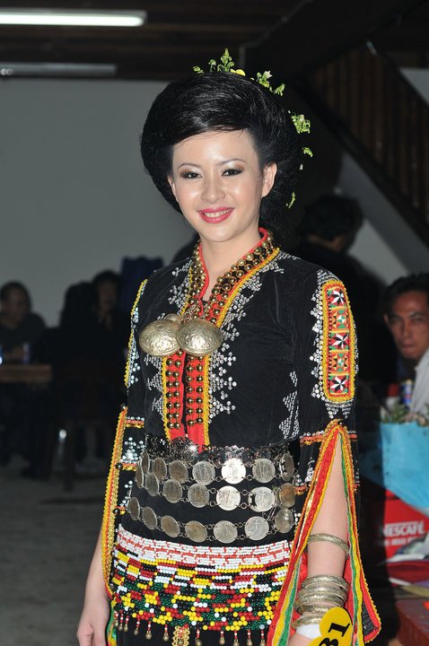sabahan traditional costume