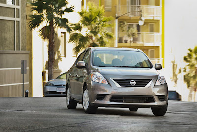 Nissan Versa 2012