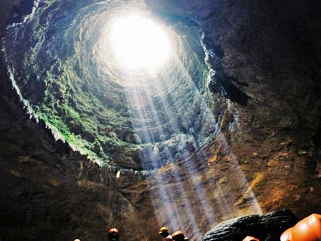 jomblang-cave-in-yogyakarta-indonesia