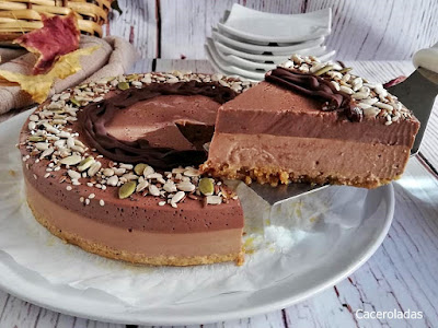 Tarta de queso con plátano y chocolate sin horno