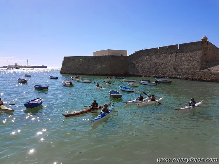 Concentración Kayak de Mar La Caleta 2016