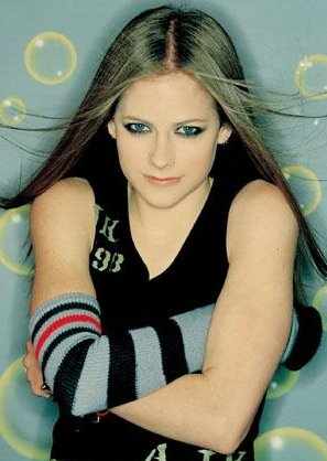 Avril Lavigne Hottest Sweetheart 5 Posted by ptpblogs at 1201 AM