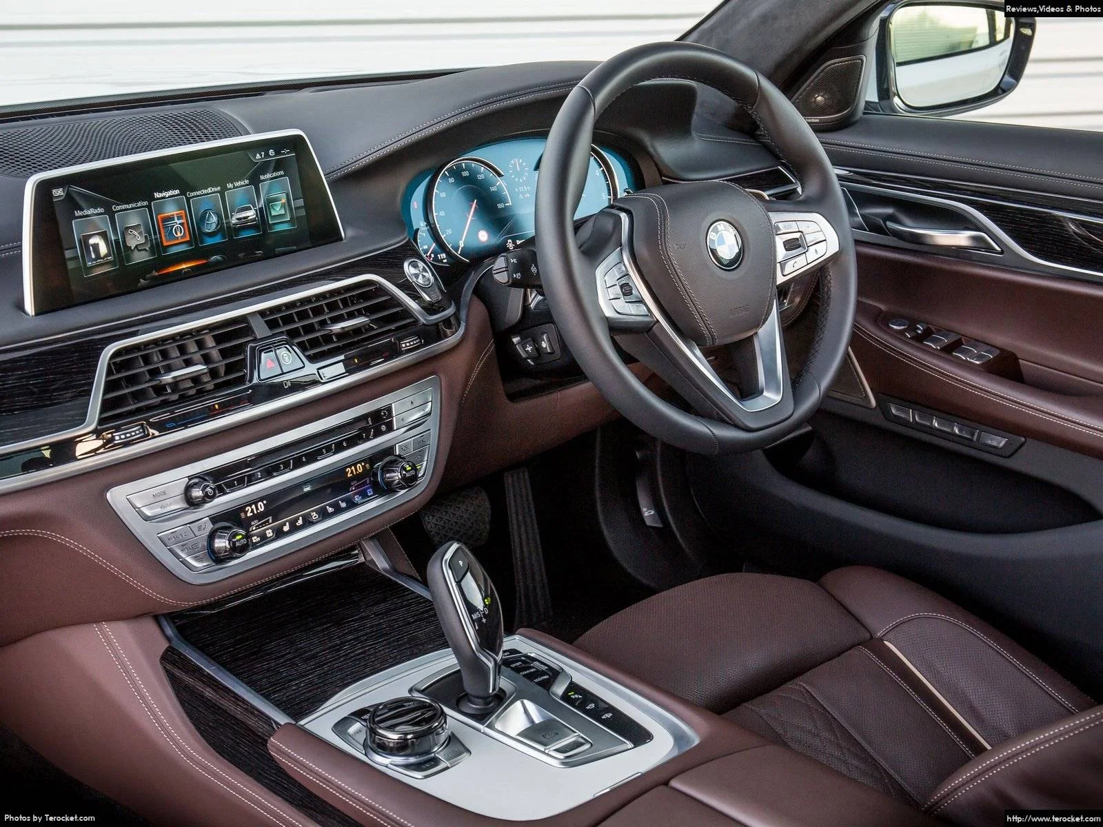 Hình ảnh xe ô tô BMW 7-Series UK-Version 2016 & nội ngoại thất