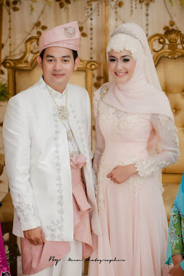 Contoh Baju Kebaya Pengantin Muslim Pasangan