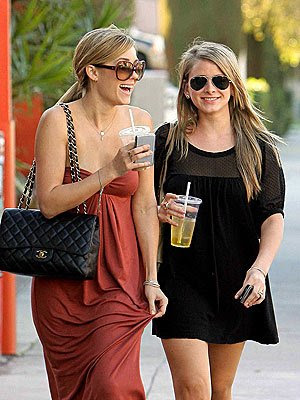 Lauren Conrad Chanel. lauren conrad chanel purses. Lauren Conrad Chanel.