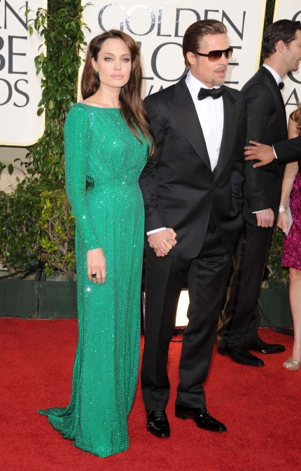 Natalie Portman pink dress Golden Globes 2011 Red Carpet Elisabeth Moss