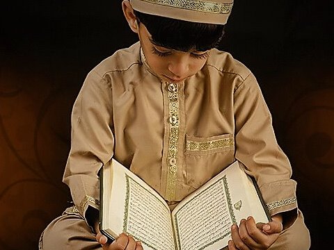 Jika Orang Tua Menginginkan Anak Penghafal Al Qur an 