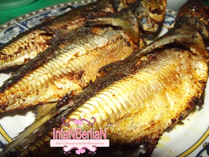 Ikan Cencaru sumbat sambal & air asam