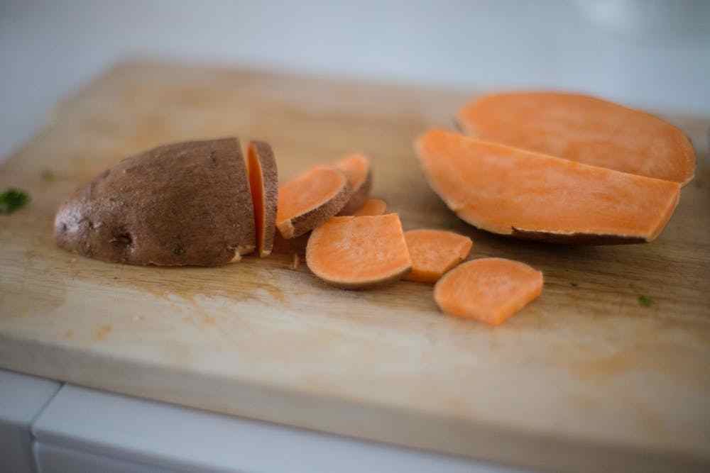 البطاطا الحلوة : خيار صحي ولذيذ يساعد على إنقاص الوزن