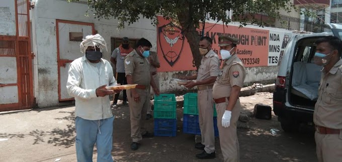 पुलिस कमिश्नरेट गौतमबुद्धनगर की मानवीय पहल,गरीब लोगों कर रहें मदद, पढ़ें