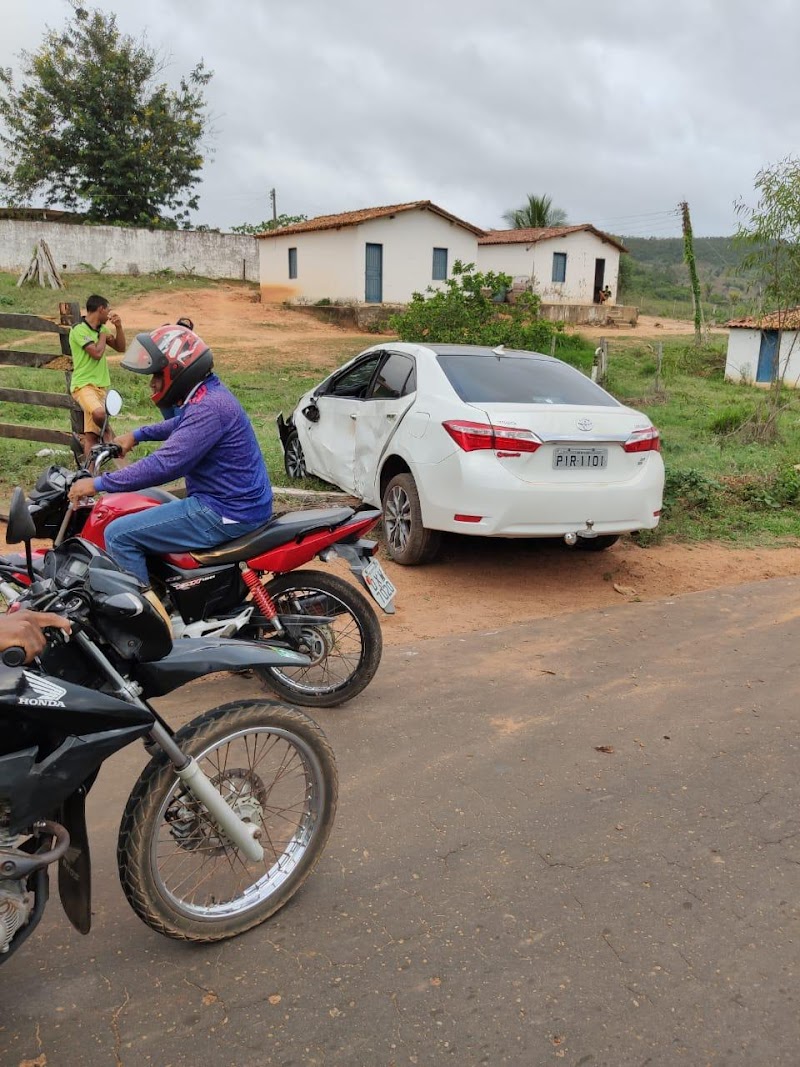 Motorista perde o controle e sai da pista na MA-012 entre Poção de Pedras e Esperantinópolis